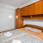Beautiful In With Wifi Apartment Lopar