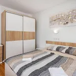 Apartment Beautiful In With Wifi